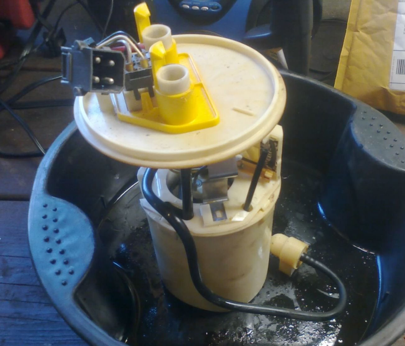 Float arm removed from resistor wiper